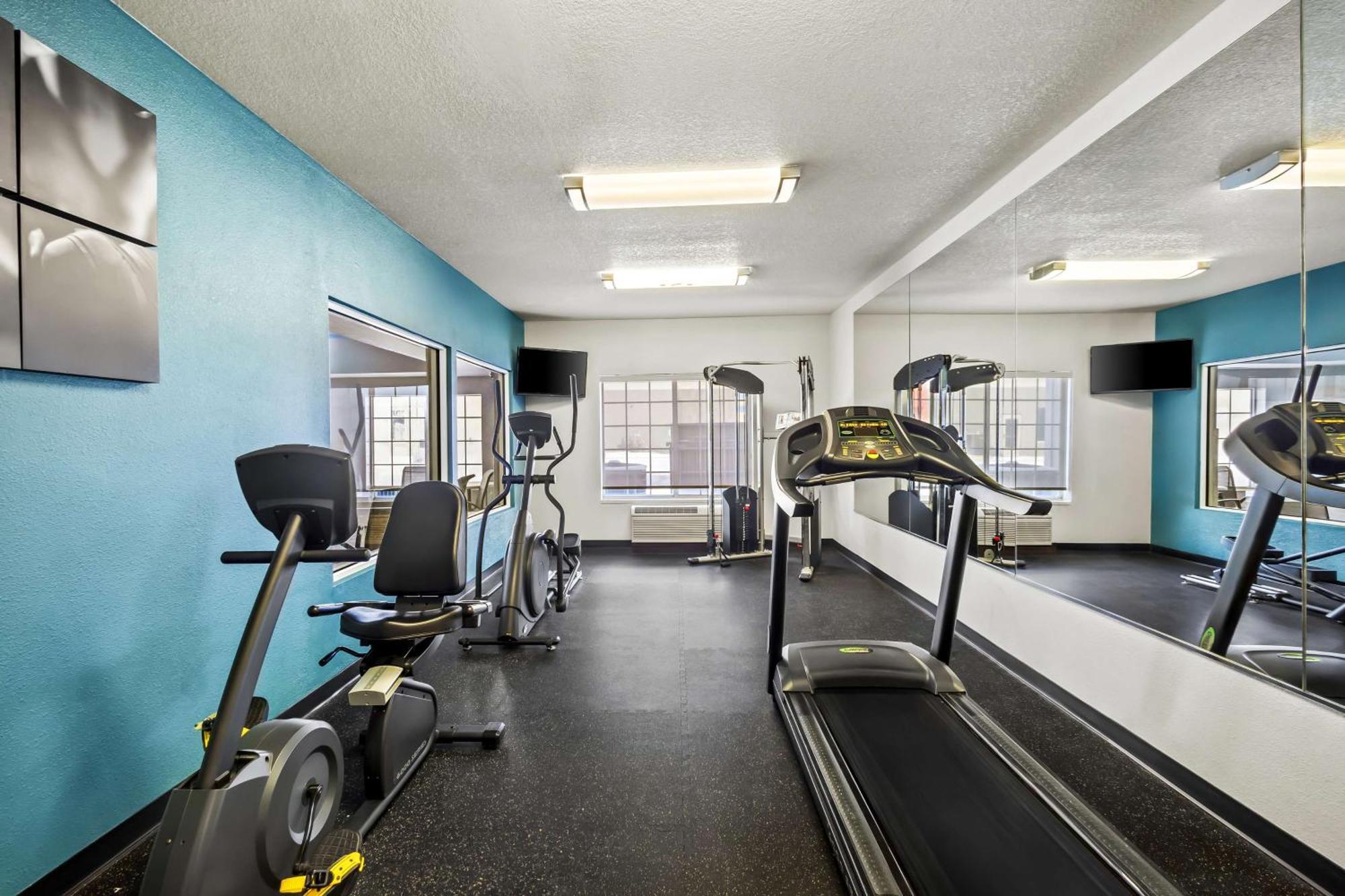 Best Western Fort Wayne Inn & Suites North Екстериор снимка