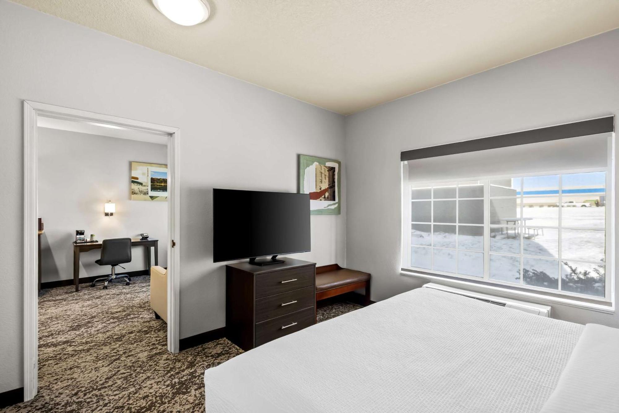 Best Western Fort Wayne Inn & Suites North Екстериор снимка