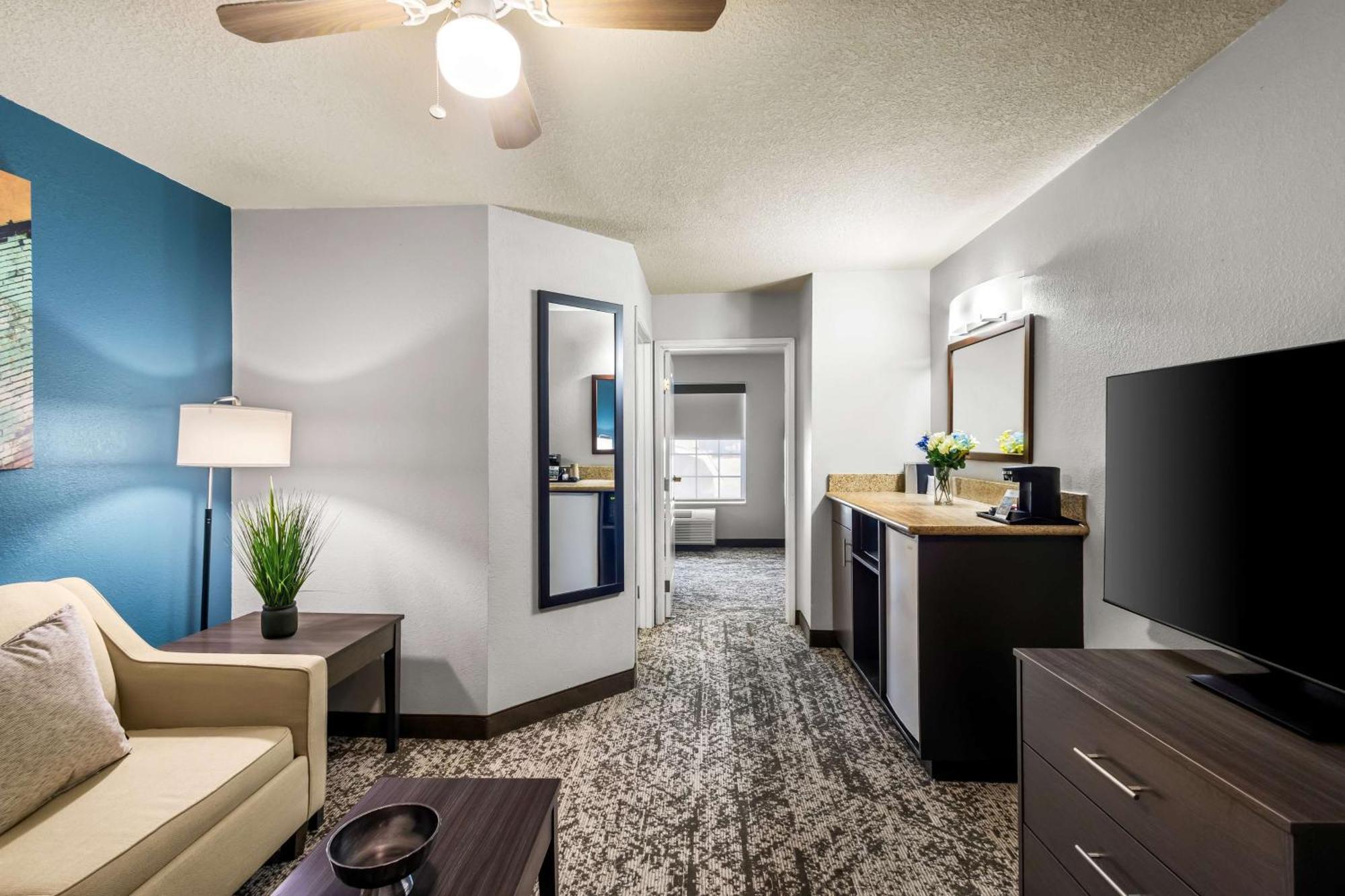 Best Western Fort Wayne Inn & Suites North Екстериор снимка
